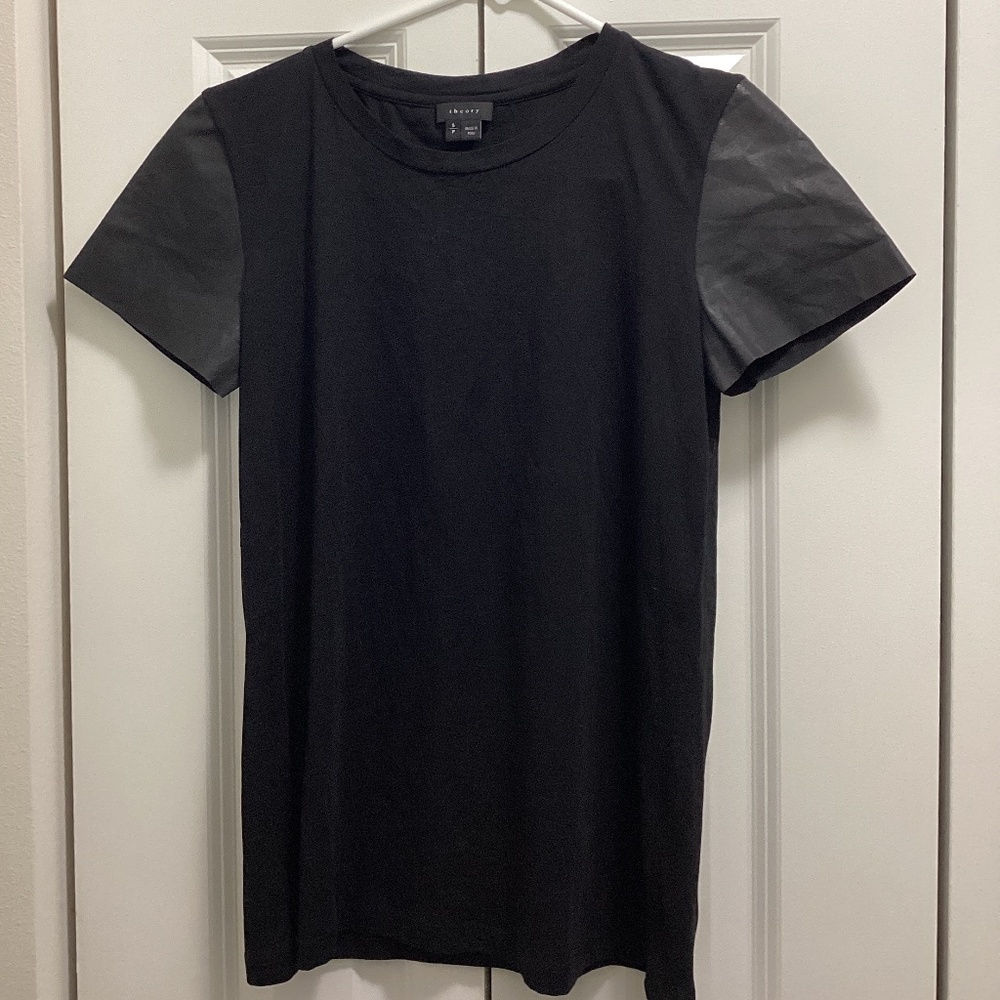 Theory black tee